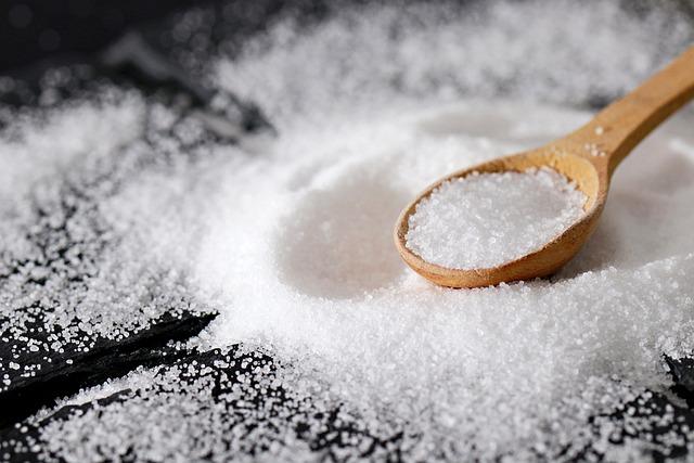 Sůl: Jaký je její skutečný obsah v potravinách?