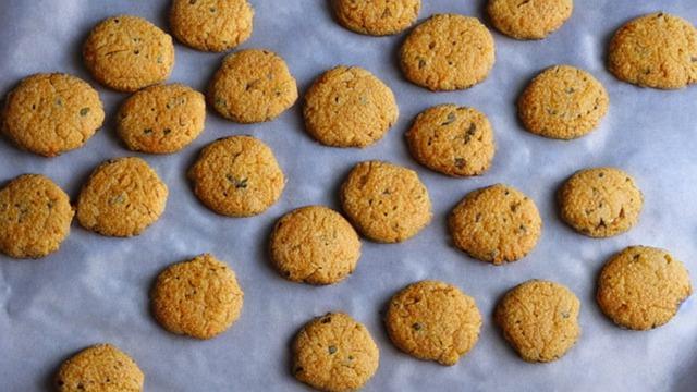 Bezlepkové máslové sušenky recept: Křupavá svačinka